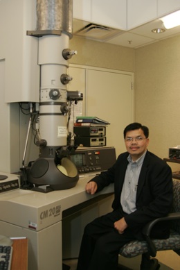Lloyd L. Tran-Scanning Electron Microscope